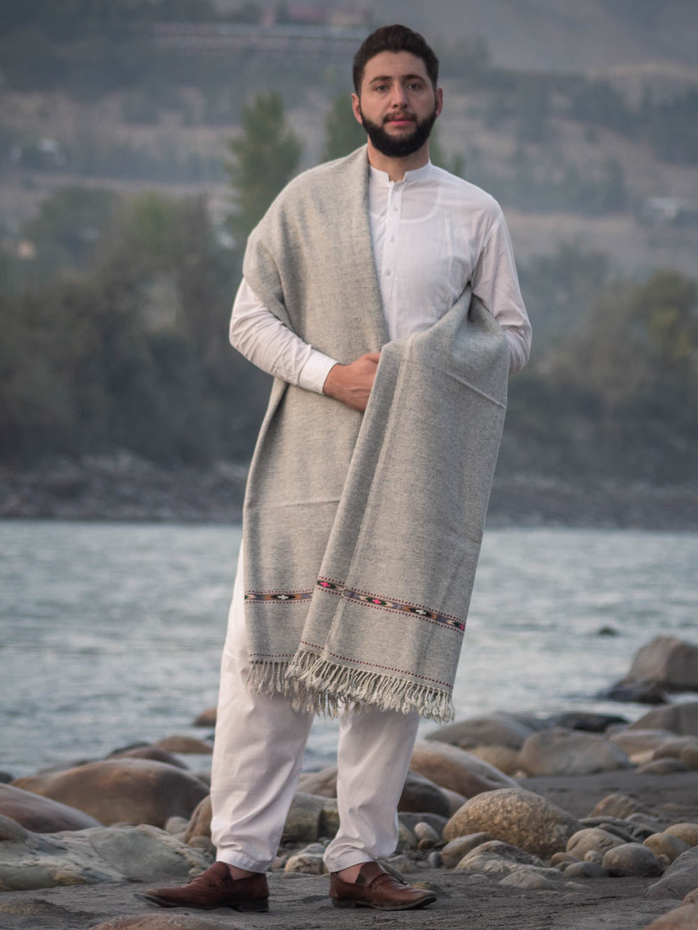 PURE PASHMINA WOOLEN SHAWL FOR MEN LIGHT-WEIGHT GRAY